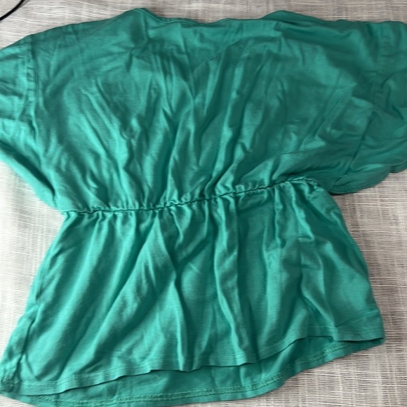 SET OF 3 GIRLS SUMMER CINCHED WAIST FLUTTER SLEEVE TOPS - Picture 4 of 9